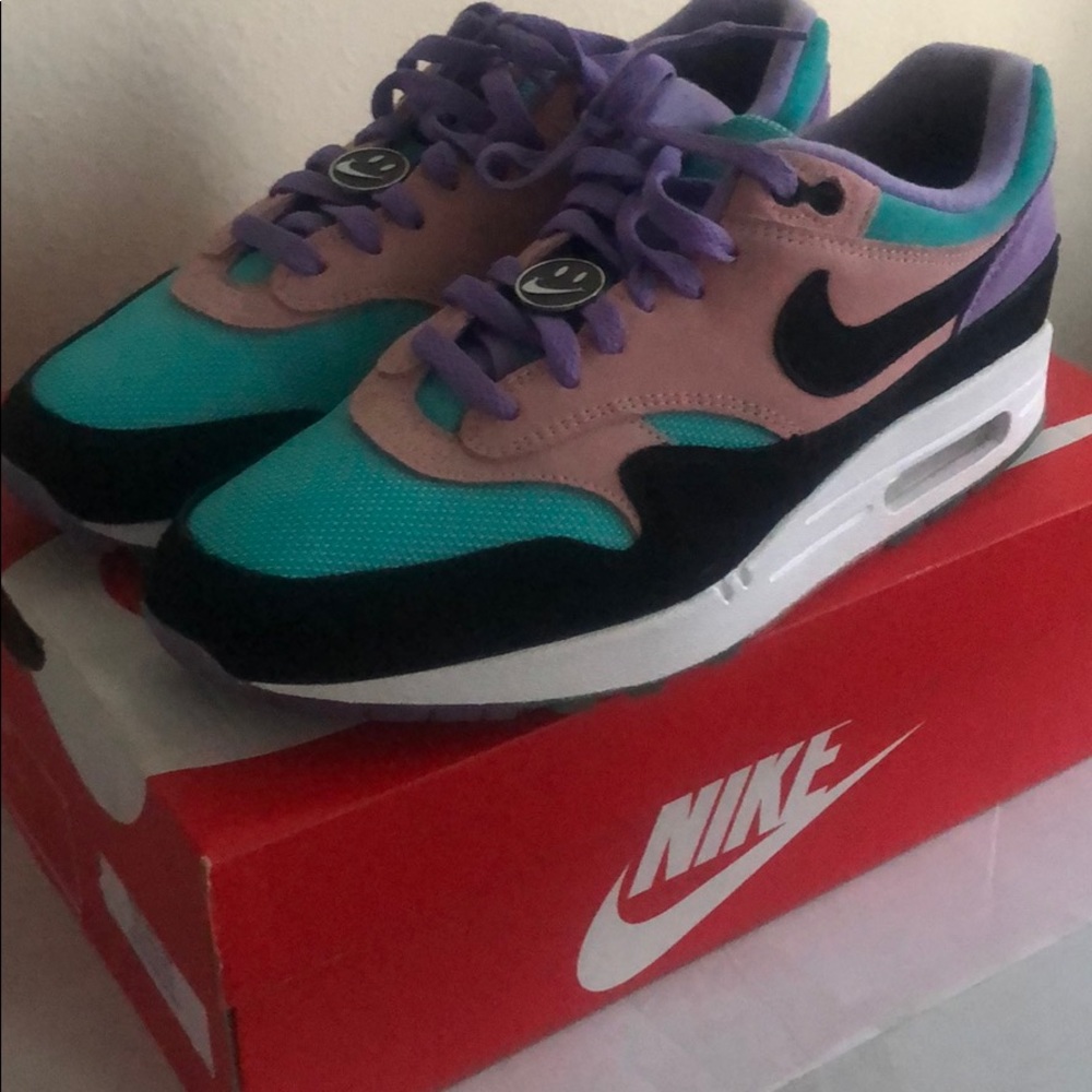 Men’s Nike air max 1 nik day